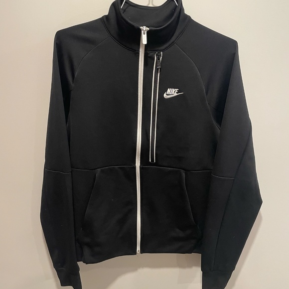 Black and White Nike Zipper Track Suit - Picture 2 of 6